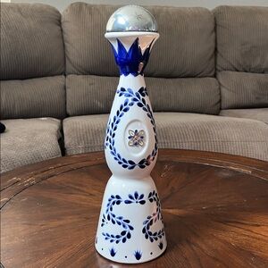 Clase Azul Hand Painted Talavera Mexican Pottery 750ml Empty Tequila Bottle